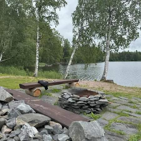 Lakeview Apartment, *