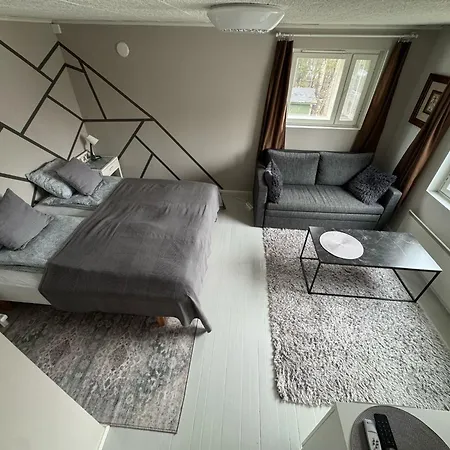 Lakeview Apartment, Appartement *